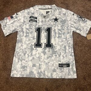 Dallas Cowboys salute to service jersey - Parasons